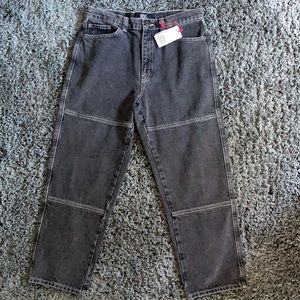 Reverse stitching pants